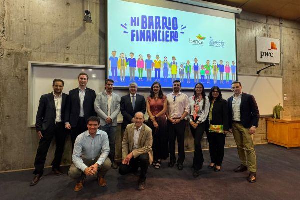 Economista del Banco Mundial destaca la importancia de la educación financiera: “Es fundamental para tomar decisiones correctas y no sobreendeudarse”